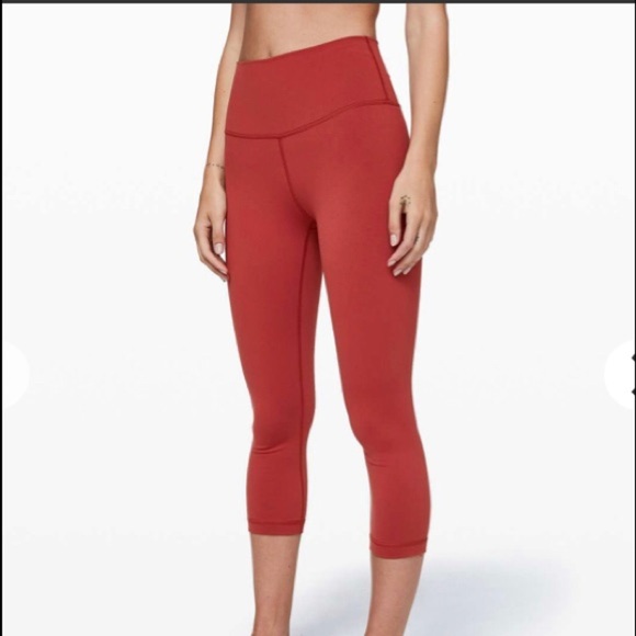 Lululemon Wunder Under Crop (High-Rise) *Full-On Luon 21"
Cayenne - Picture 1 of 9